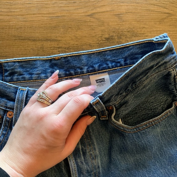 Unique Levi 501 denim - Picture 9 of 9